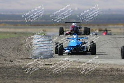 media/Oct-26-2025-CalClub SCCA (Sun) [[8ce1e69566]]/Group 3/Grapevine/